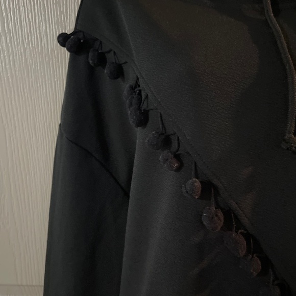 Shein Curve Womens 4XL Black Hooded Pompom Tassels Sweatshirt - Picture 2 of 5